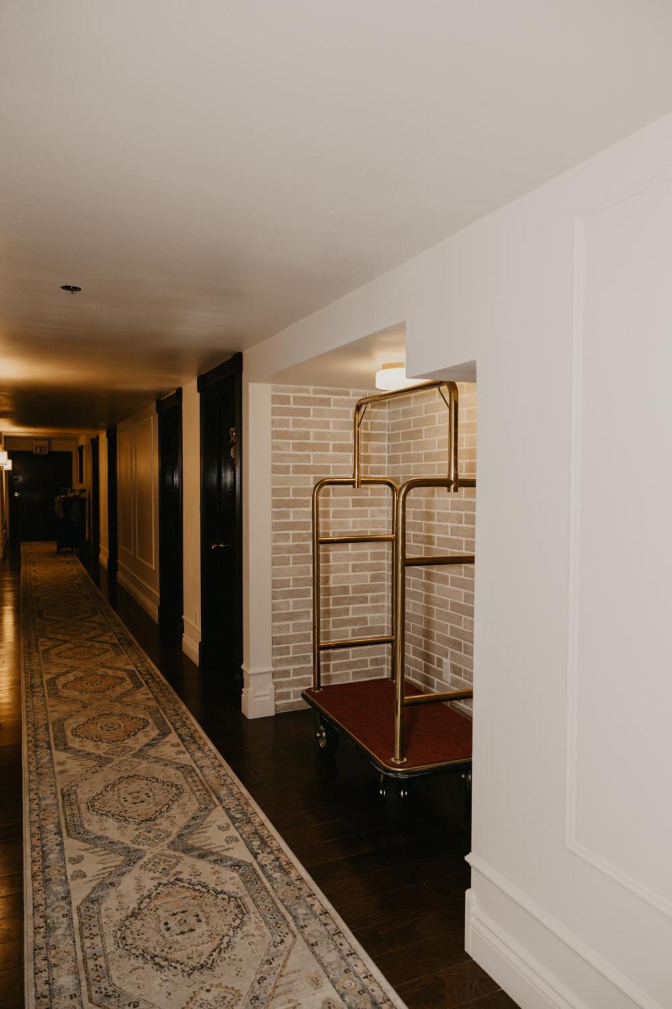 The Brooks Hotel Restaurant and Lounge Wallace Exterior foto